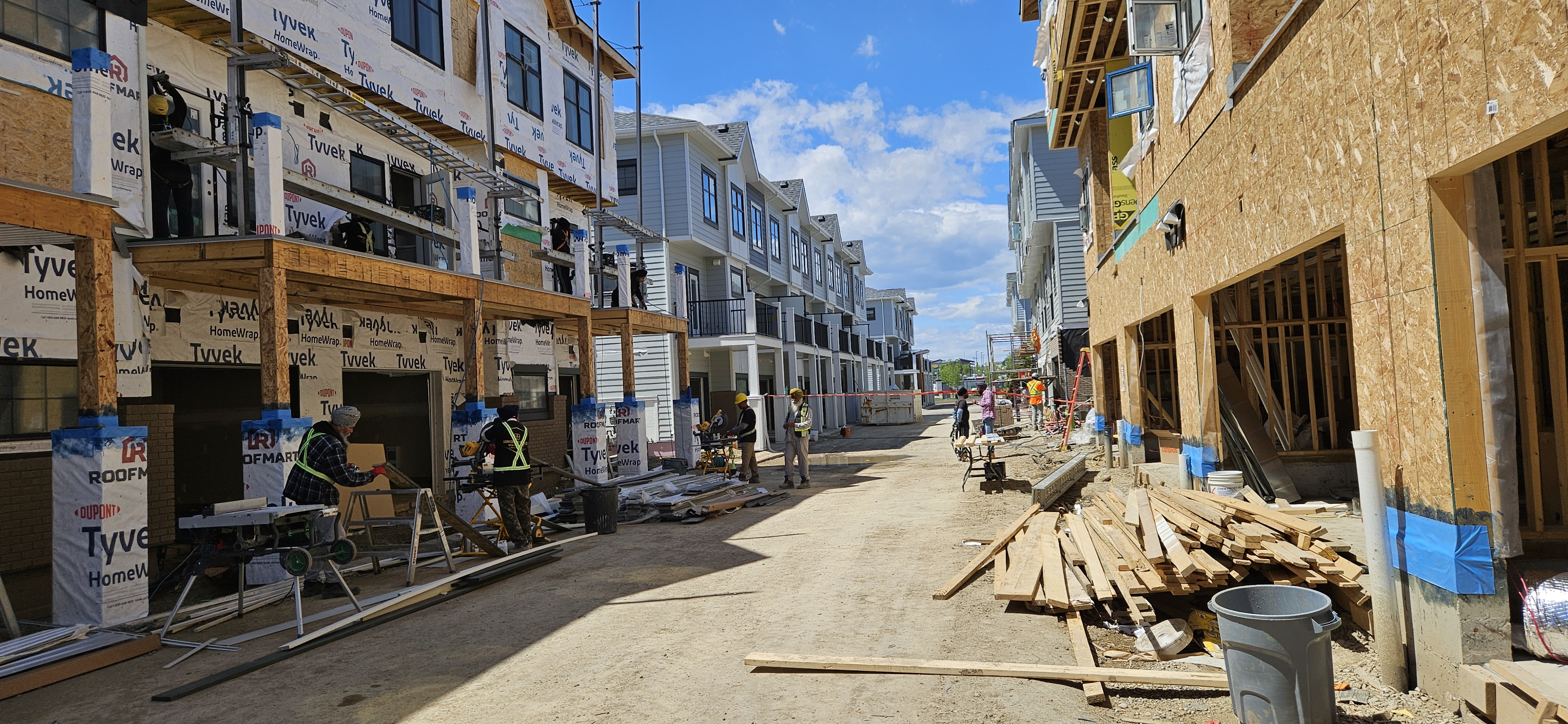 Mahogany showcase 15